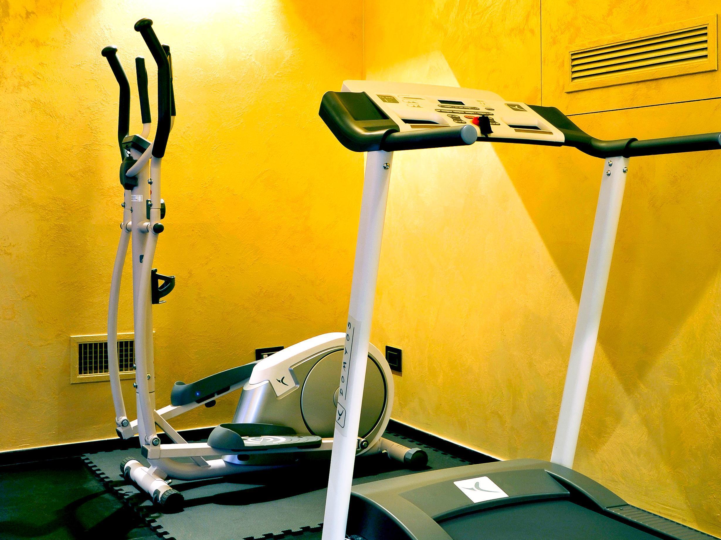 Style Hotel Milan Bagian luar foto