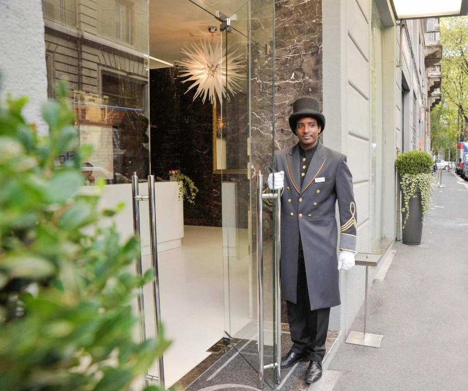 Style Hotel Milan Bagian luar foto
