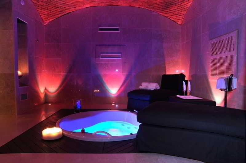 Style Hotel Milan Bagian luar foto