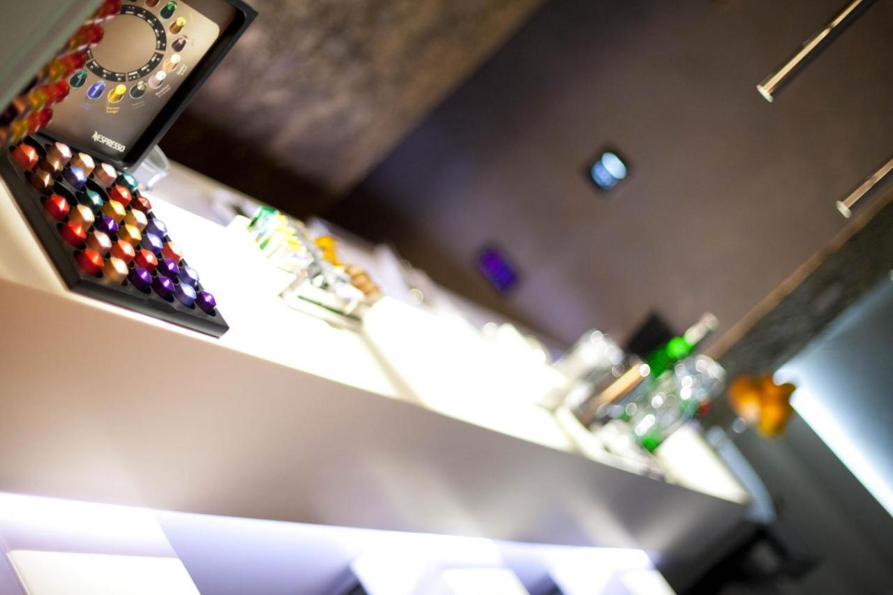 Style Hotel Milan Bagian luar foto